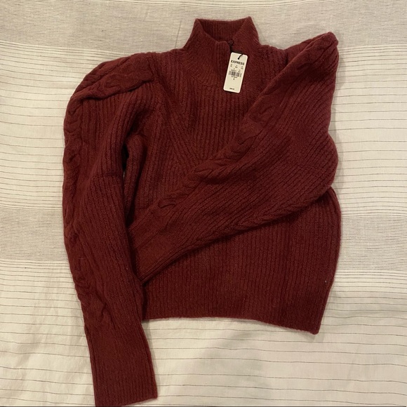 NWT EXPRESS | Sweater - Picture 2 of 4